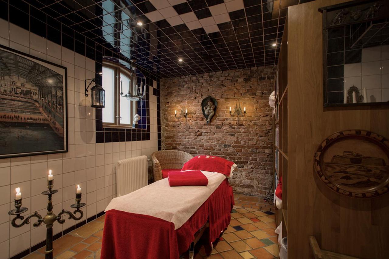 Hotell Gaestis Варбери Екстериор снимка